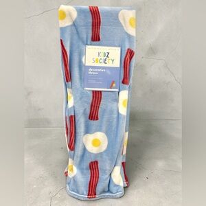 Bacon & Eggs Decorative Throw Blue Red Yellow 50x60 Breakfast Food Meal NEW NWT